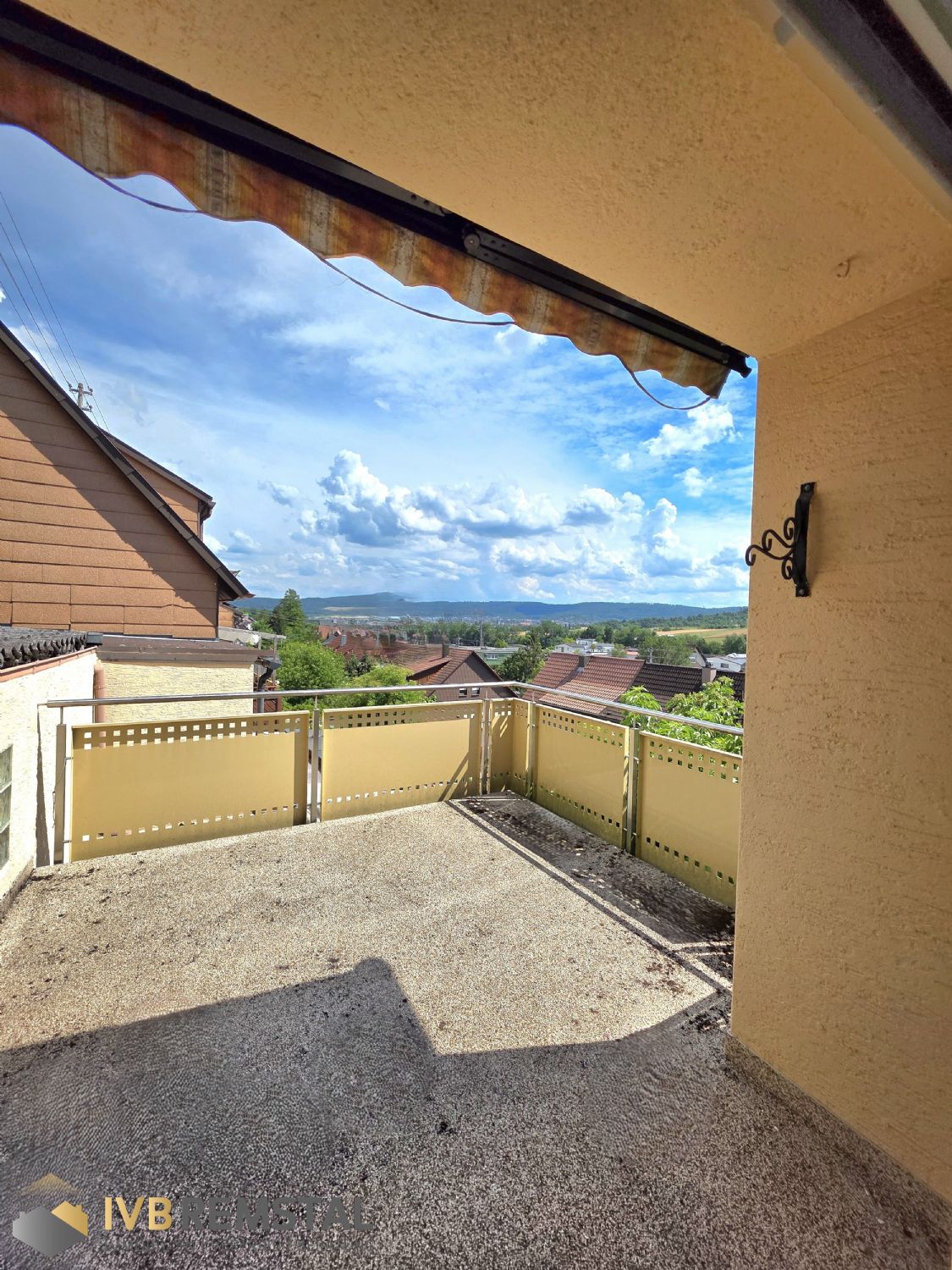 Gepflegte DHH in schöner Aussichtslage von Schorndorf mit Einliegerwohnung